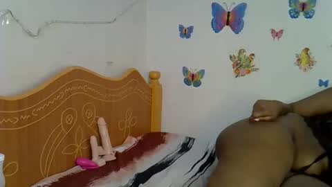 pretty_dey online show from November 11, 10:10 pm