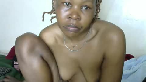 Snapshot of pretty_doreen chatting on September 13, 11:37 pm pretty_doreen online show from September 13, 11:37 pm