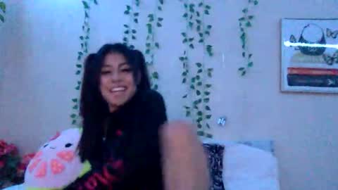 Snapshot of pretty_girl828687 chatting on November 6, 8:48 am pretty_girl828687 online show from November 6, 8:48 am