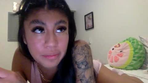 pretty_girl828687 online show from February 6, 1:36 pm