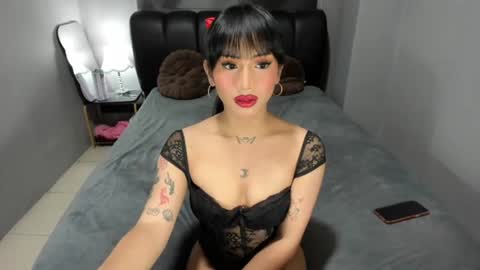Snapshot of pretty_glinda chatting on June 23, 8:34 am pretty_glinda online show from June 23, 8:34 am
