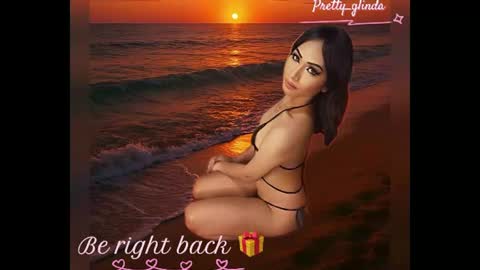 Snapshot of pretty_glinda chatting on July 16, 6:25 pm pretty_glinda online show from July 16, 6:25 pm
