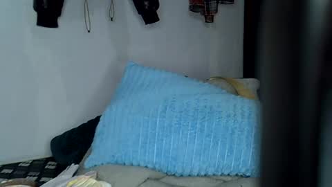 Snapshot of pretty_jazminee chatting on June 26, 3:49 pm pretty jazminee online show from June 26, 3:49 pm