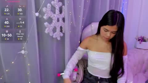 pretty online show from December 15, 11:36 am