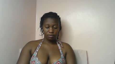 Snapshot of pretty_kylah chatting on February 23, 9:34 pm pretty_kylah online show from February 23, 9:34 pm