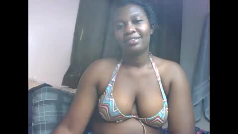 Snapshot of pretty_kylah chatting on April 3, 9:46 pm pretty_kylah online show from April 3, 9:46 pm