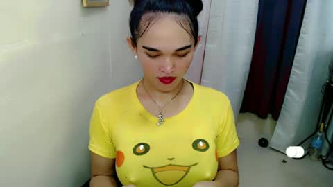 pretty_lady_kitty online show from June 26, 6:40 am