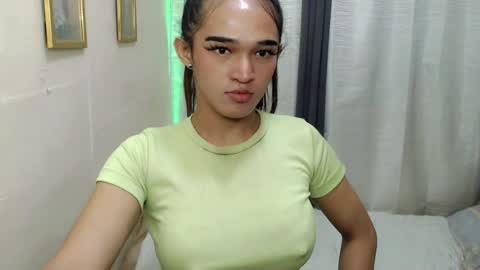 pretty_lady_kitty online show from July 30, 9:03 pm