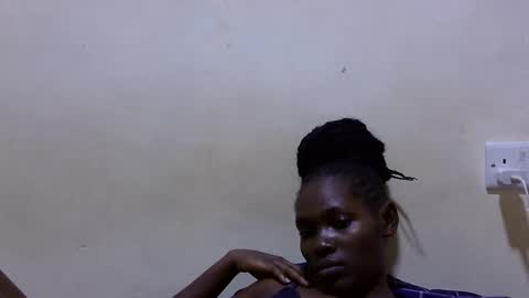 pretty_leila1 online show from March 15, 4:46 pm