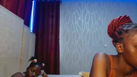 Snapshot of pretty_lioness_ chatting on February 4, 6:52 am Pretty online show from February 4, 6:52 am