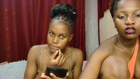 Snapshot of pretty_lioness_ chatting on February 22, 3:10 pm Pretty online show from February 22, 3:10 pm