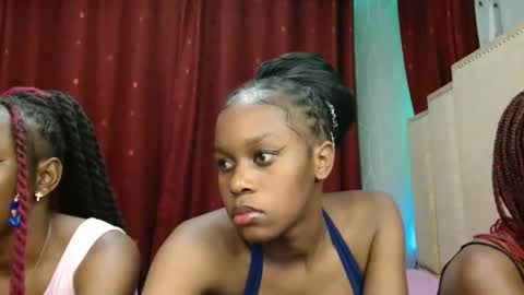 Snapshot of pretty_lioness_ chatting on March 1, 5:48 pm Pretty online show from March 1, 5:48 pm