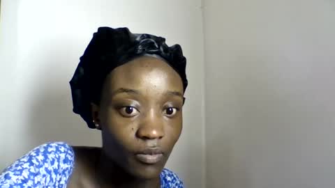 Snapshot of pretty_luv1 chatting on July 21, 10:28 am pretty luv1 online show from July 21, 10:28 am