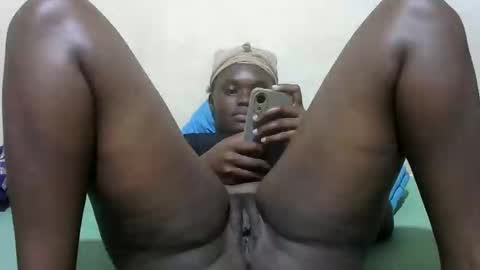 Snapshot of pretty_melan chatting on March 6, 6:15 pm pretty_melan online show from March 6, 6:15 pm