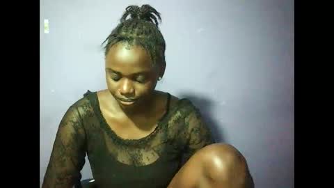 Snapshot of pretty_melinda2 chatting on March 4, 7:43 pm Mary Melinda online show from March 4, 7:43 pm