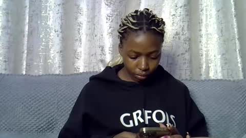 Snapshot of pretty_petite24 chatting on September 12, 5:57 pm pretty_petite24 online show from September 12, 5:57 pm