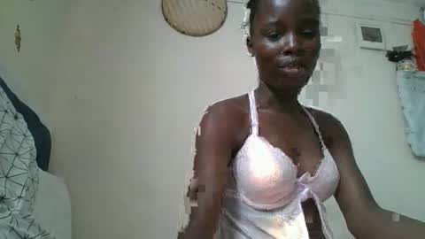 pretty_petite_ebony online show from January 9, 12:08 pm