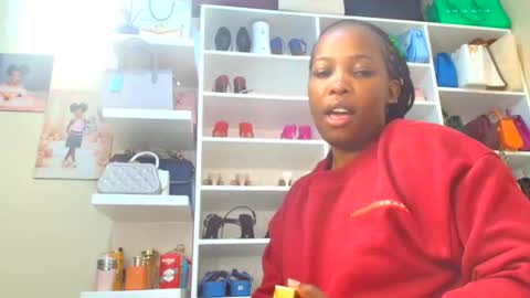 Snapshot of pretty_pussy2 chatting on July 8, 4:06 am Essy online show from July 8, 4:06 am