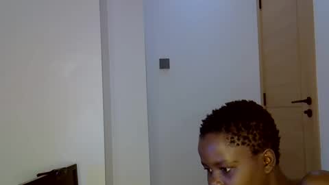 pretty_scooper online show from June 4, 9:21 pm