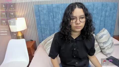 Snapshot of pretty_sunlight_ chatting on December 22, 2:30 am Daisy Flower online show from December 22, 2:30 am