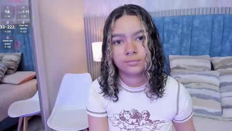 Snapshot of pretty_sunlight_ chatting on February 6, 1:54 am Daisy Flower online show from February 6, 1:54 am