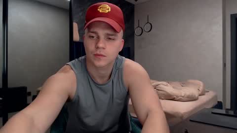 Justin online show from January 8, 6:31 am