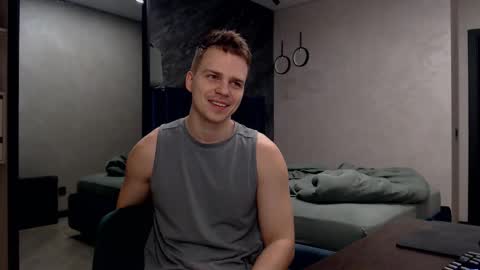 Justin online show from March 9, 3:43 am