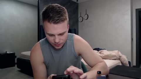 Justin online show from October 8, 2:53 am