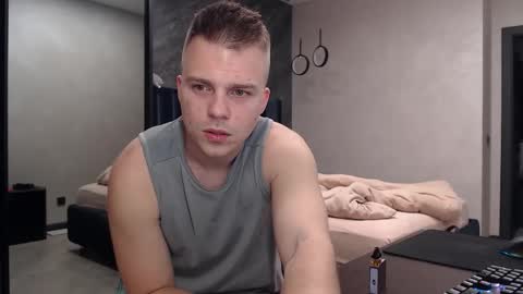 Justin online show from November 11, 5:51 am