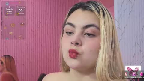 pretty_tay online show from May 28, 11:40 am