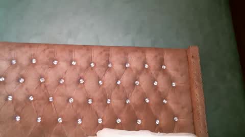 zii online show from March 9, 8:40 am