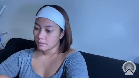 Snapshot of prettyasian123 chatting on February 4, 7:11 pm Jam online show from February 4, 7:11 pm