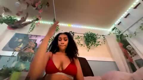 prettyblackgal online show from December 2, 6:41 am