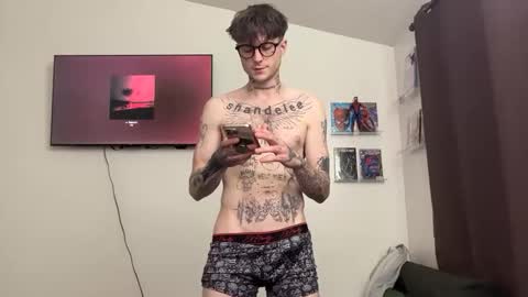 pretty boy online show from February 24, 2:09 am