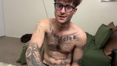 pretty boy online show from April 5, 2:31 am