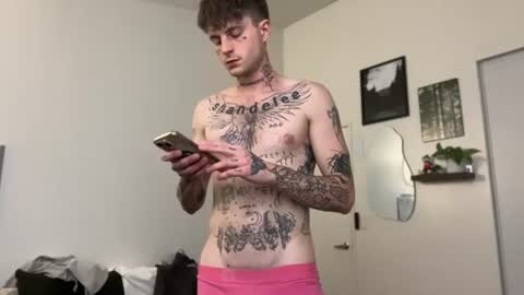 pretty boy online show from June 25, 5:12 am