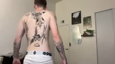pretty boy online show from June 26, 7:13 am