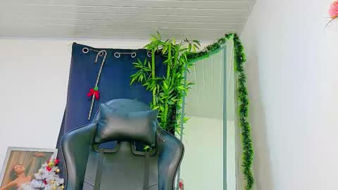 Enzo  Denis online show from January 15, 11:19 pm