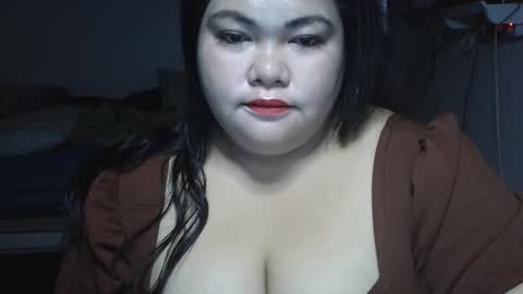 Snapshot of prettycarla_ chatting on January 18, 1:31 am prettycarla online show from January 18, 1:31 am