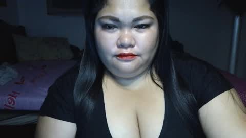 Snapshot of prettycarla_ chatting on February 18, 12:28 am prettycarla online show from February 18, 12:28 am