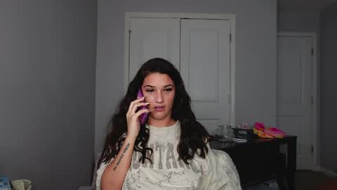 prettygirllltorii online show from March 28, 11:15 pm