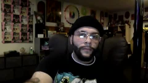 Snapshot of prettyglazed chatting on February 8, 9:25 pm prettyglazed online show from February 8, 9:25 pm