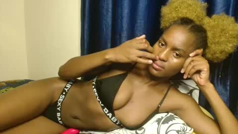 Mary online show from April 26, 4:32 am