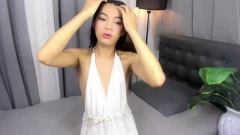 Snapshot of prettyhothugecock chatting on June 27, 1:50 pm prettyhothugecock online show from June 27, 1:50 pm