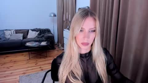 Eva online show from November 17, 1:33 am