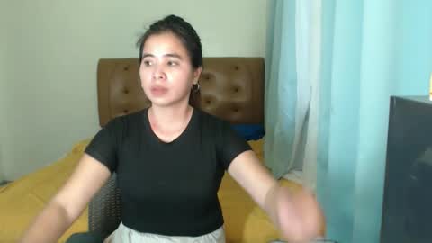 precious online show from April 6, 3:15 am