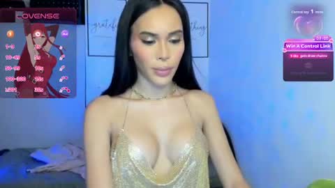 Snapshot of prettylittlewifeyy chatting on August 1, 7:51 am Your wifey online show from August 1, 7:51 am