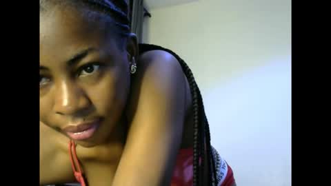 Snapshot of prettylove5 chatting on September 18, 5:31 am evelyn online show from September 18, 5:31 am