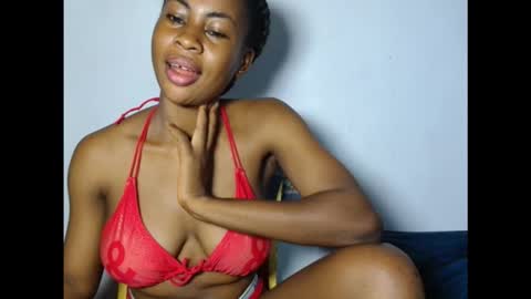 evelyn online show from December 2, 7:03 am