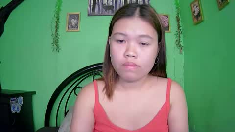 Snapshot of prettymae756493 chatting on March 5, 1:40 pm prettymae756493 online show from March 5, 1:40 pm